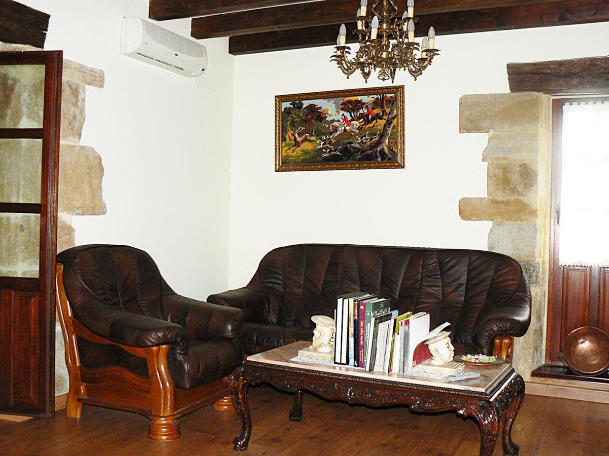 Posada Ribera Del Pas Iruz ภายนอก รูปภาพ